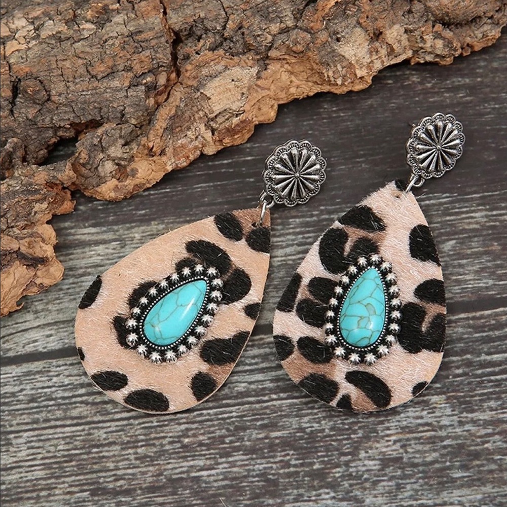 Tear Drop Leopard Print Turquoise Earrings